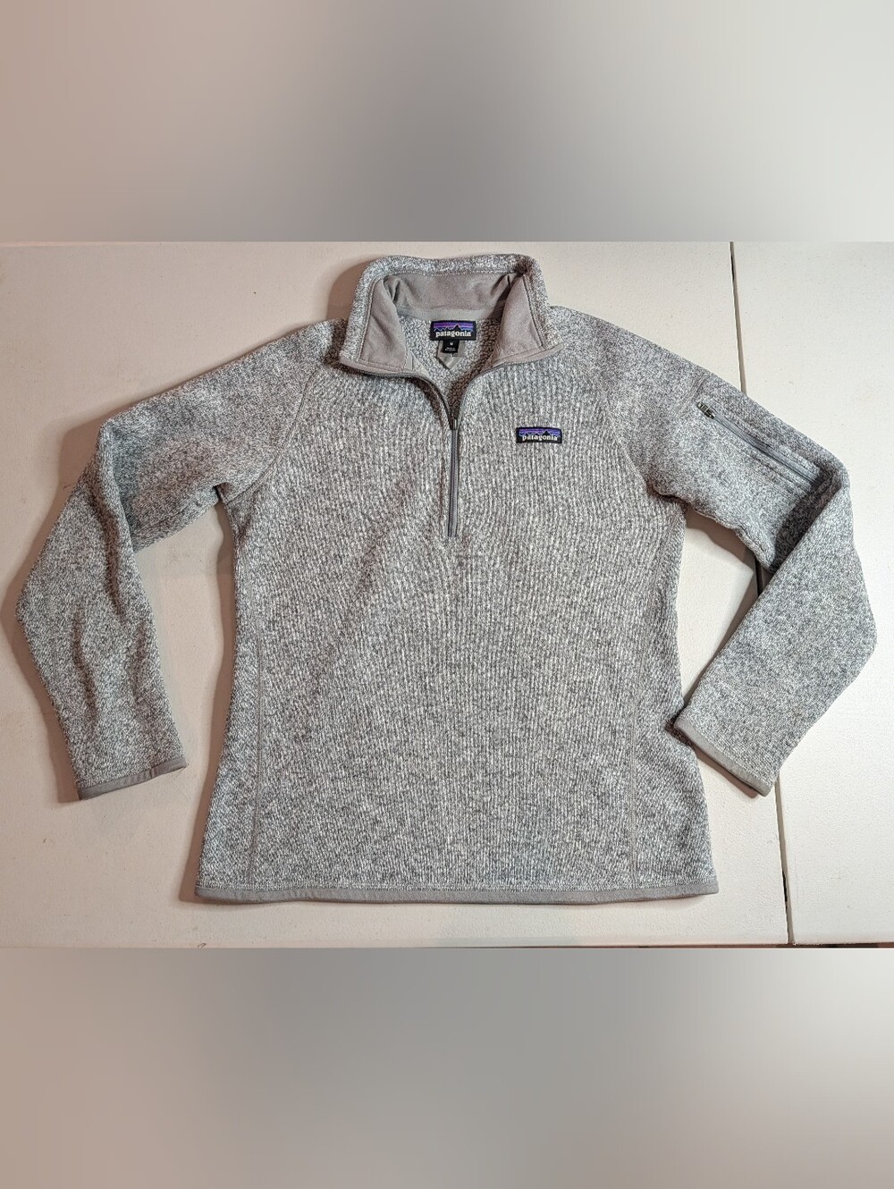 Patagonia Women’s Heather Light Gray Half-Zip Pullover